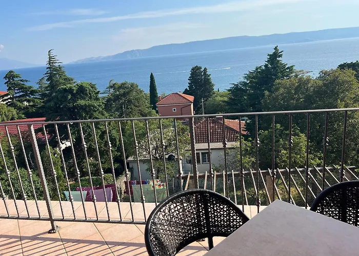 Apartament Mauro *